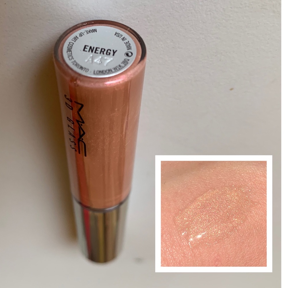 MAC 3D Lipglass in Energy